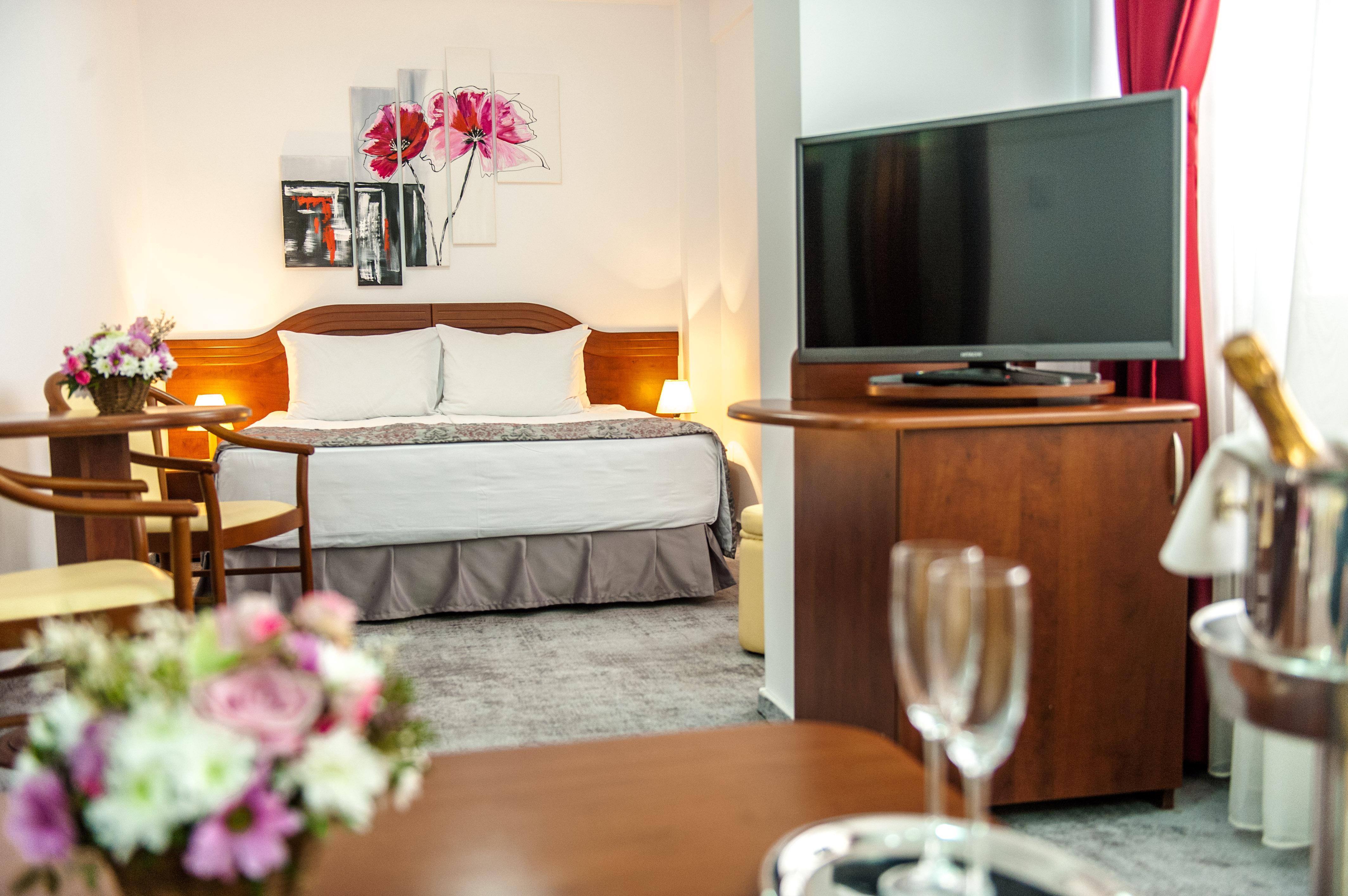 Hotel Parc Sibiu Bagian luar foto