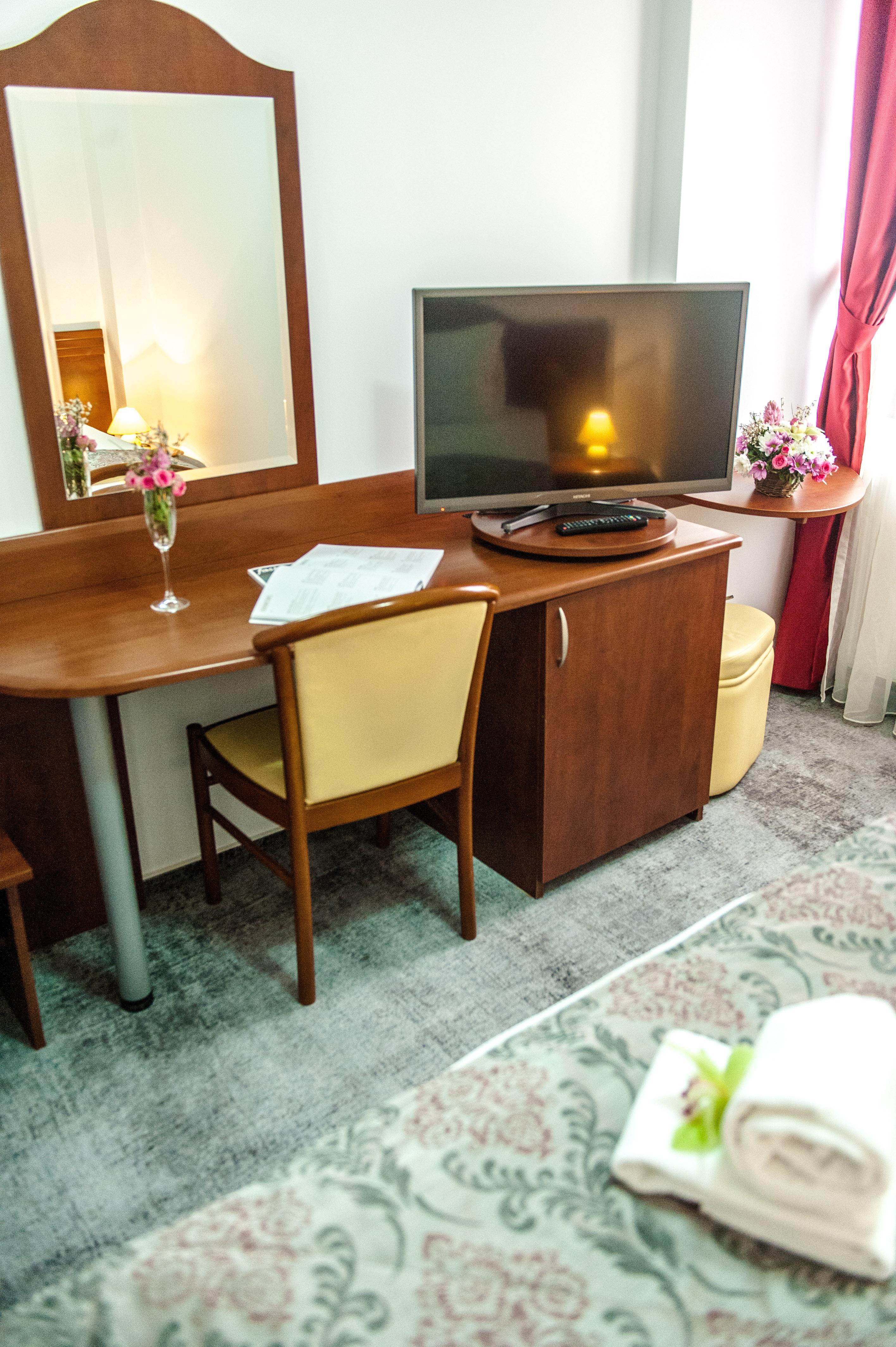 Hotel Parc Sibiu Bagian luar foto