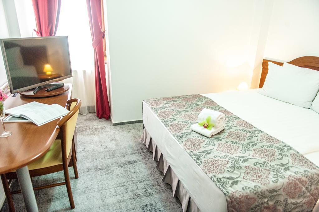 Hotel Parc Sibiu Bagian luar foto